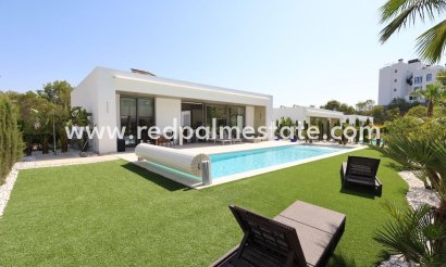 Detached Villa - Resale - San Miguel de Salinas - Inland