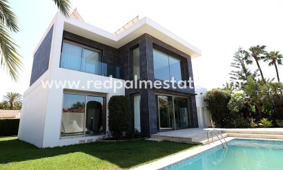 Detached Villa - Resale - Torrevieja - Rosaleda-los frutales