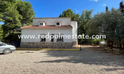 Finca / Country Property - Resale - Albatera - Inland