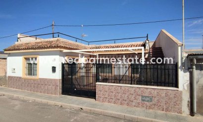 Finca / Country Property - Resale -
            Pinoso - MR2-11326