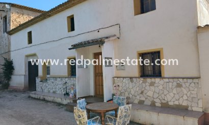 Finca / Hus på landet - Återförsäljning - La Romana - Inland