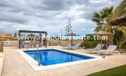 Finca / Landeiendom - Videresalg -
            Albatera - MR2-53662