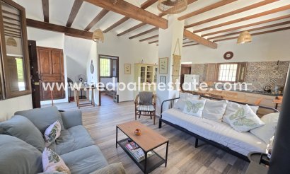 Finca / Landeiendom - Videresalg - Villena - Inland