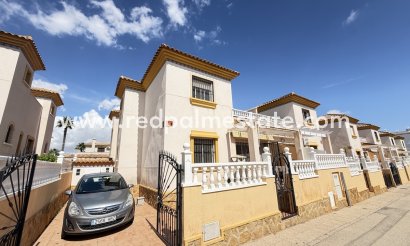 Firemannshus - Videresalg - Orihuela Costa - Villamartín