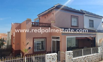 Firemannshus - Videresalg - Torrevieja - Los Balcones