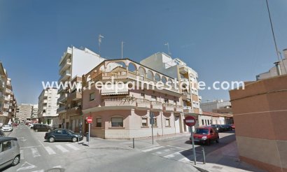 Fristående villa - Återförsäljning - Guardamar del Segura - Costa Blanca