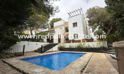 Fristående villa - Återförsäljning - Orihuela Costa - Campoamor