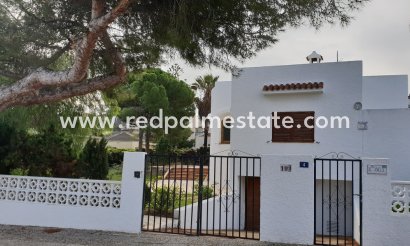 Fristående villa - Återförsäljning - Orihuela Costa - Costa Blanca