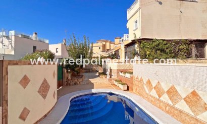 Fristående villa - Återförsäljning - Orihuela Costa - Costa Blanca