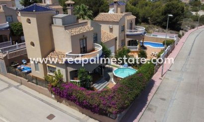 Fristående villa - Återförsäljning - Orihuela Costa - Costa Blanca