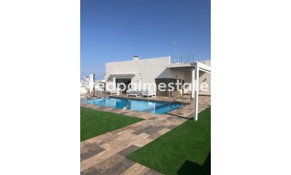 Fristående villa - Återförsäljning - Orihuela Costa - Costa Blanca