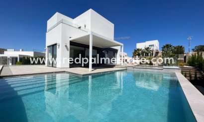 Fristående villa - Återförsäljning - Orihuela Costa - Dehesa De Campoamor