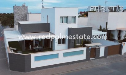 Fristående villa - Återförsäljning - Orihuela Costa - Mil Palmeras