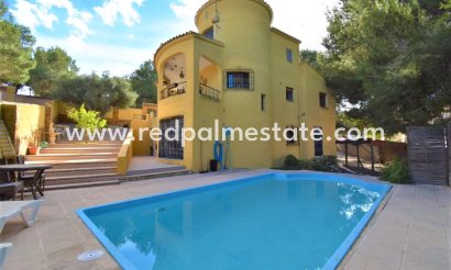 Fristående villa - Återförsäljning - Orihuela Costa - Orihuela Costa