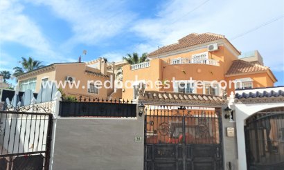 Fristående villa - Återförsäljning - San Miguel de Salinas - Blue Lagoon