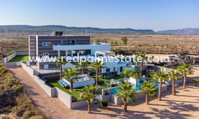 Fristående villa - Återförsäljning - San Miguel de Salinas - San Miguel de Salinas