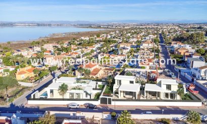 Fristående villa - Återförsäljning - Torrevieja - La Siesta - El Salado -  Torreta