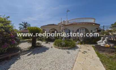 Fristående villa - Återförsäljning - Torrevieja - Torrevieja