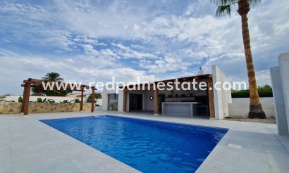 Fristående villa - Återförsäljning - Torrevieja - Torrevieja