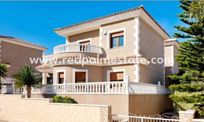 Fristående villa - Nybyggnation - Torrevieja - Los Balcones - Los Altos del Edén