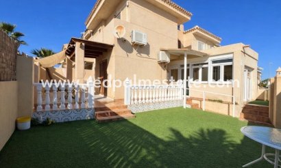 Fyrfamiljshus - Återförsäljning - Orihuela Costa - Orihuela Costa