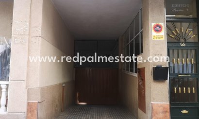 Garage - Revente - Torrevieja -
                Estacion de autobuses