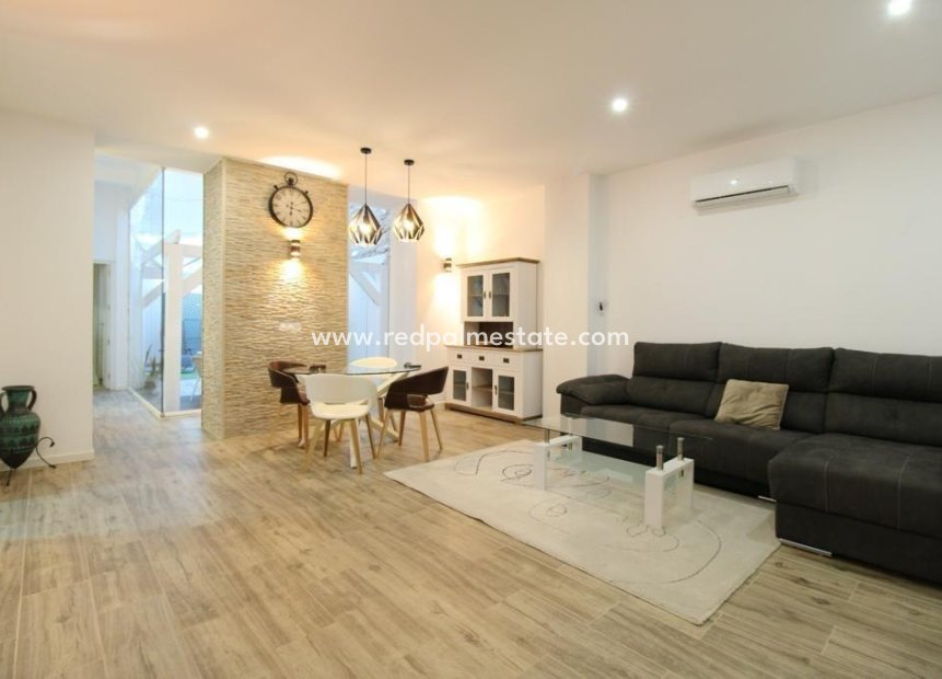 Herverkoop - Appartement -
Alicante - Carolinas Bajas