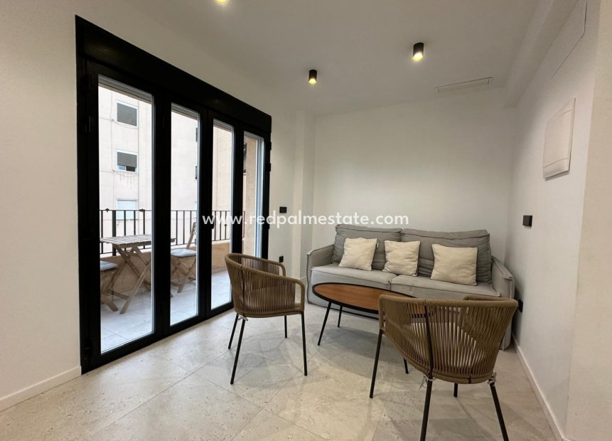 Herverkoop - Appartement -
Alicante - Center