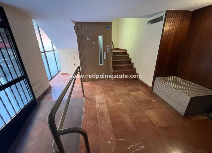 Herverkoop - Appartement -
Alicante - Center