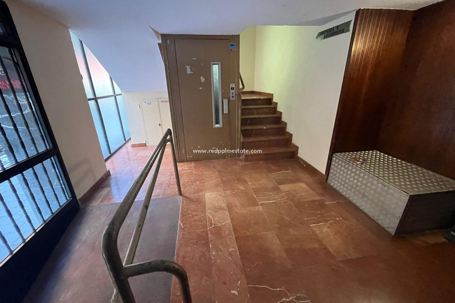 Herverkoop - Appartement -
Alicante - Center