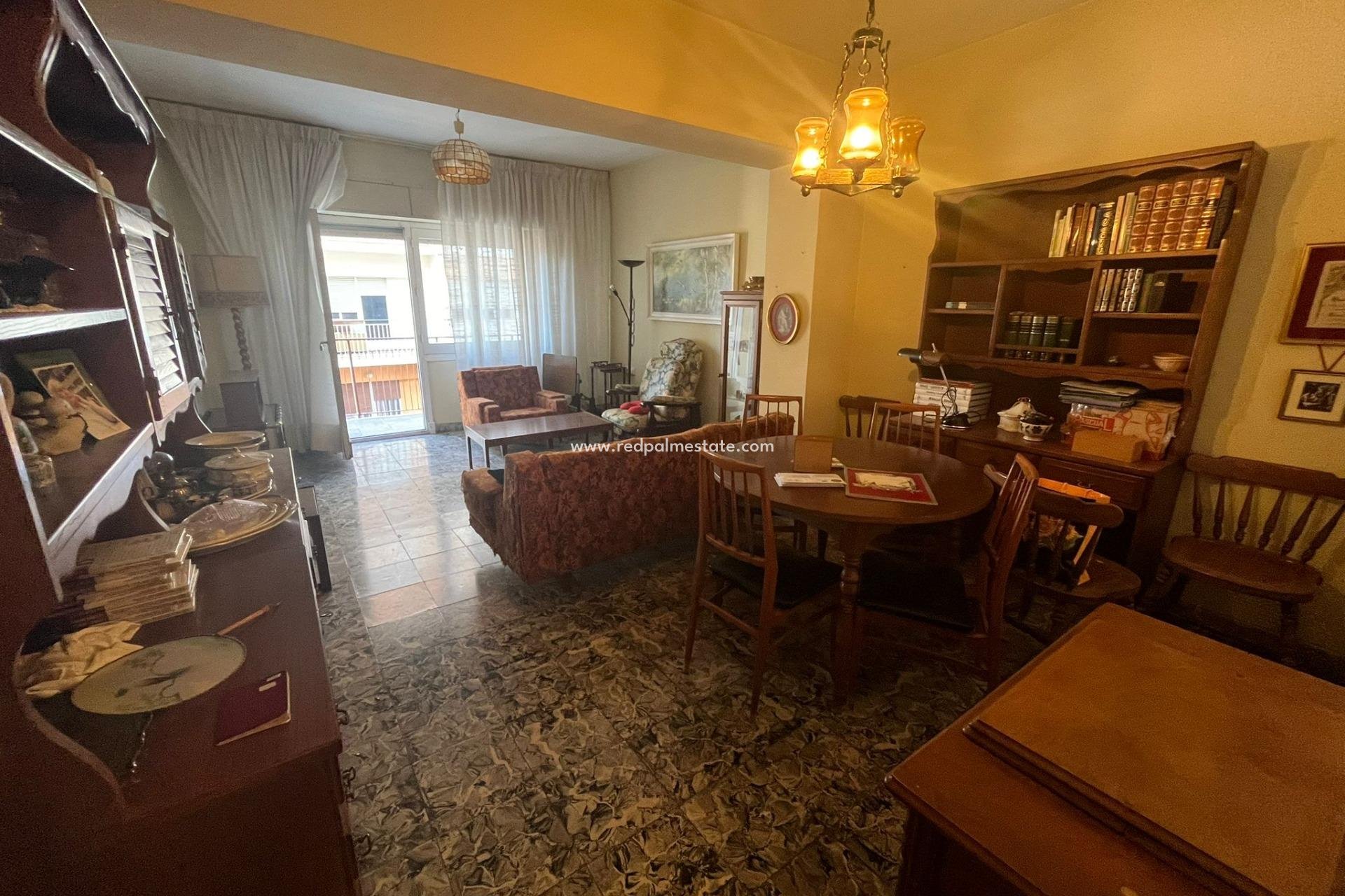 Herverkoop - Appartement -
Alicante - Center