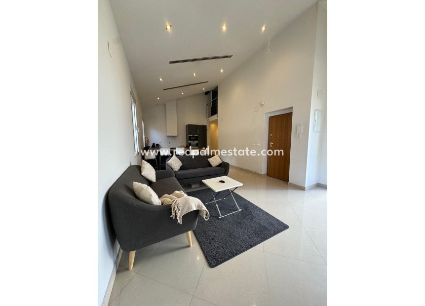 Herverkoop - Appartement -
Alicante - Center