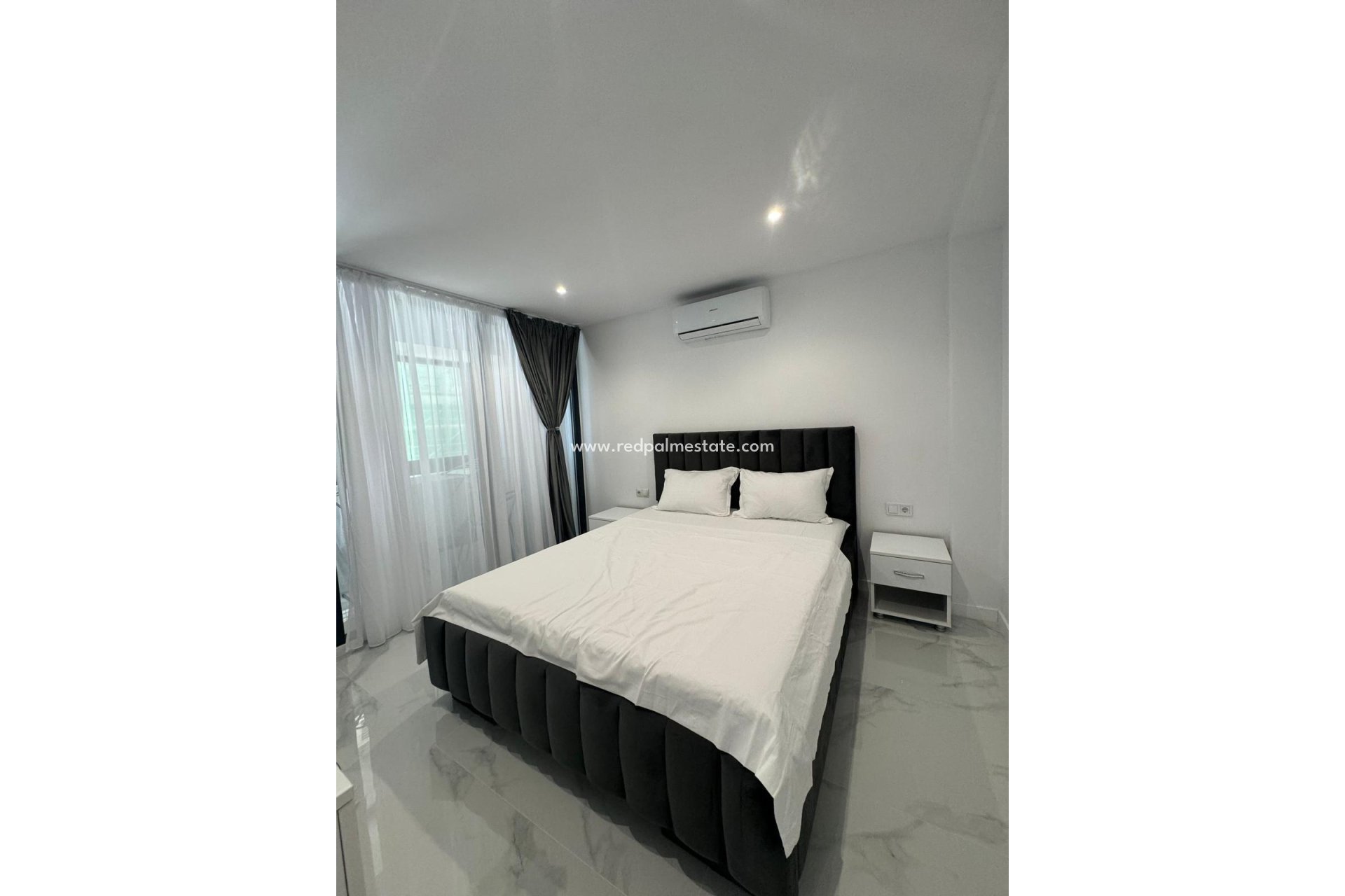 Herverkoop - Appartement -
Alicante - Center