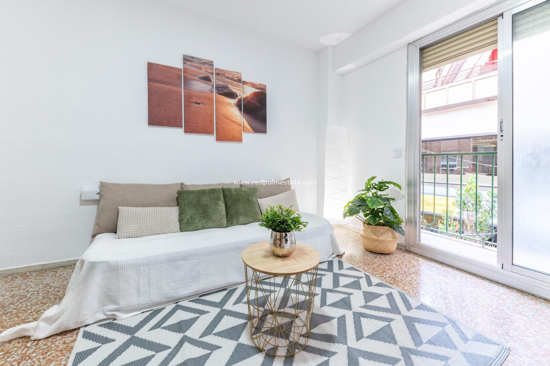 Herverkoop - Appartement -
Alicante - Ensanche - Diputación