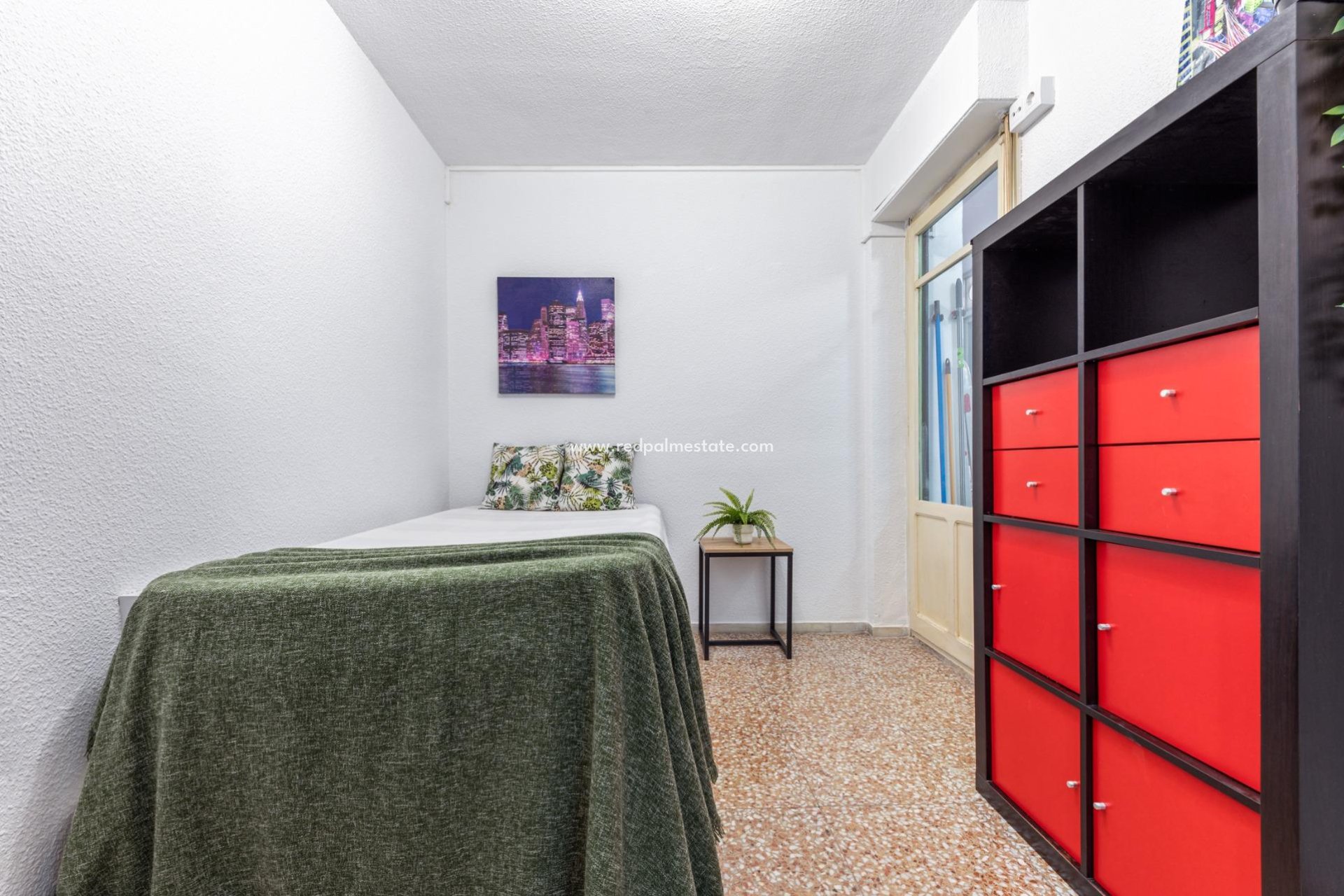 Herverkoop - Appartement -
Alicante - Ensanche - Diputación