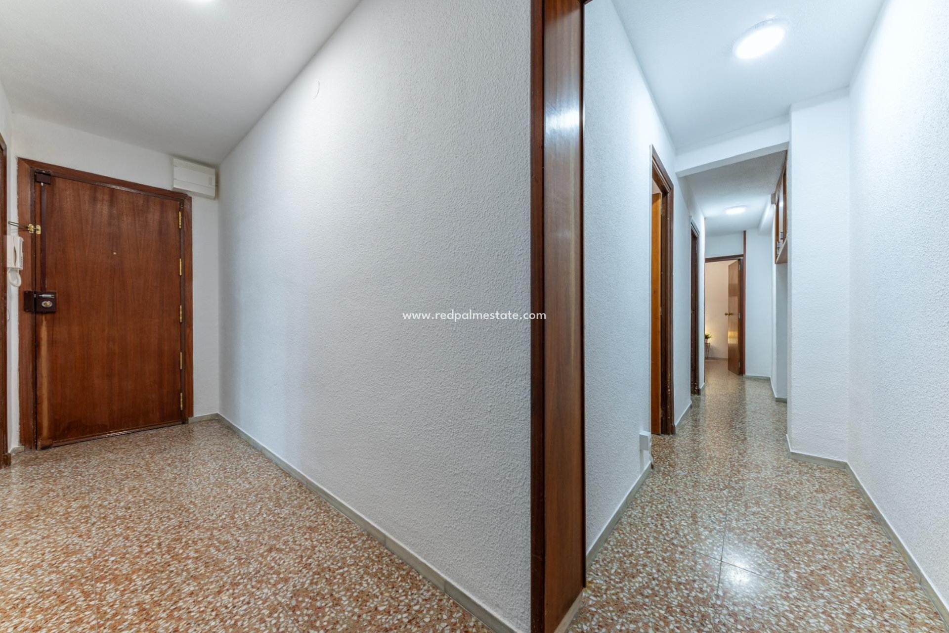 Herverkoop - Appartement -
Alicante - Ensanche - Diputación