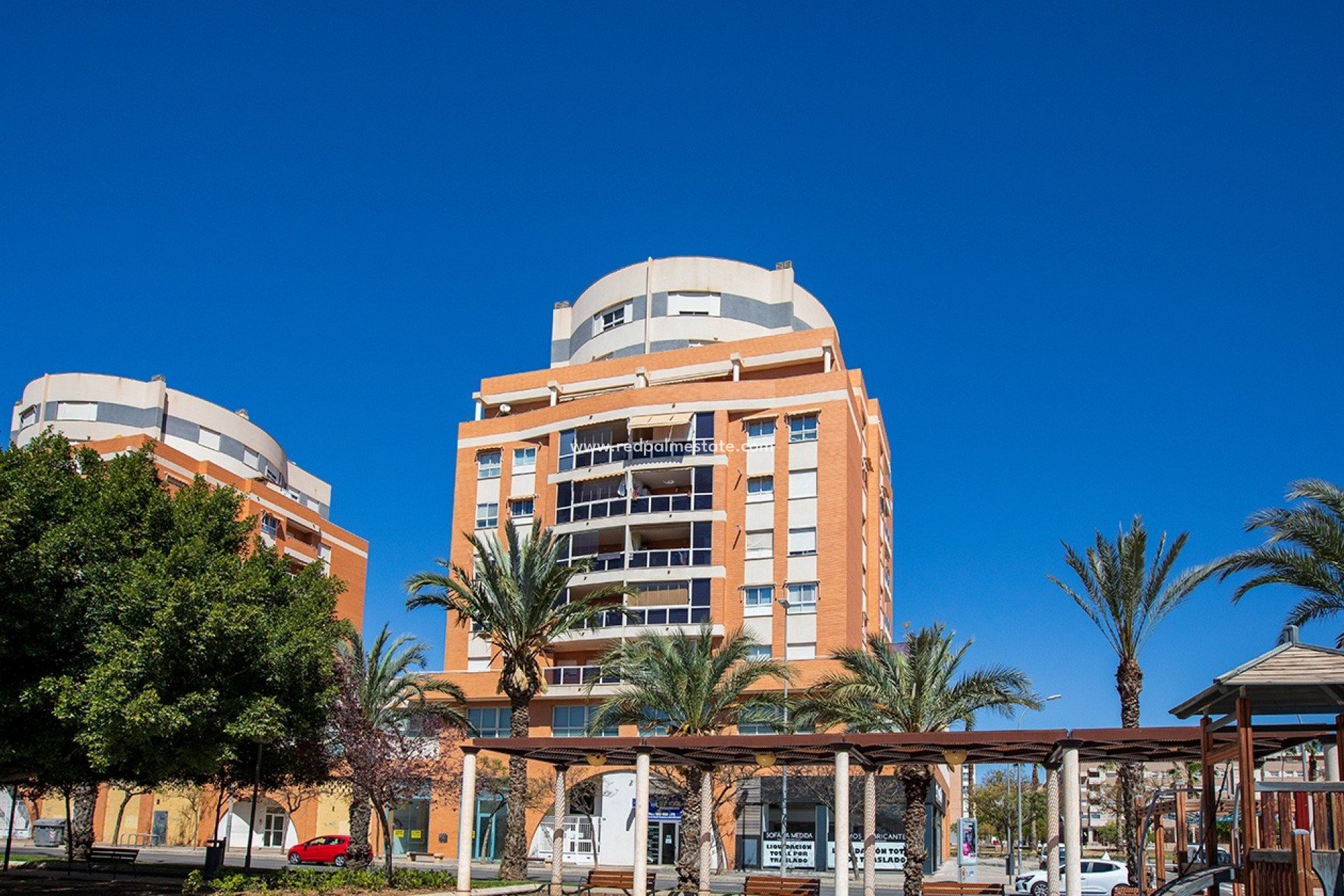 Herverkoop - Appartement -
Alicante - Garbinet