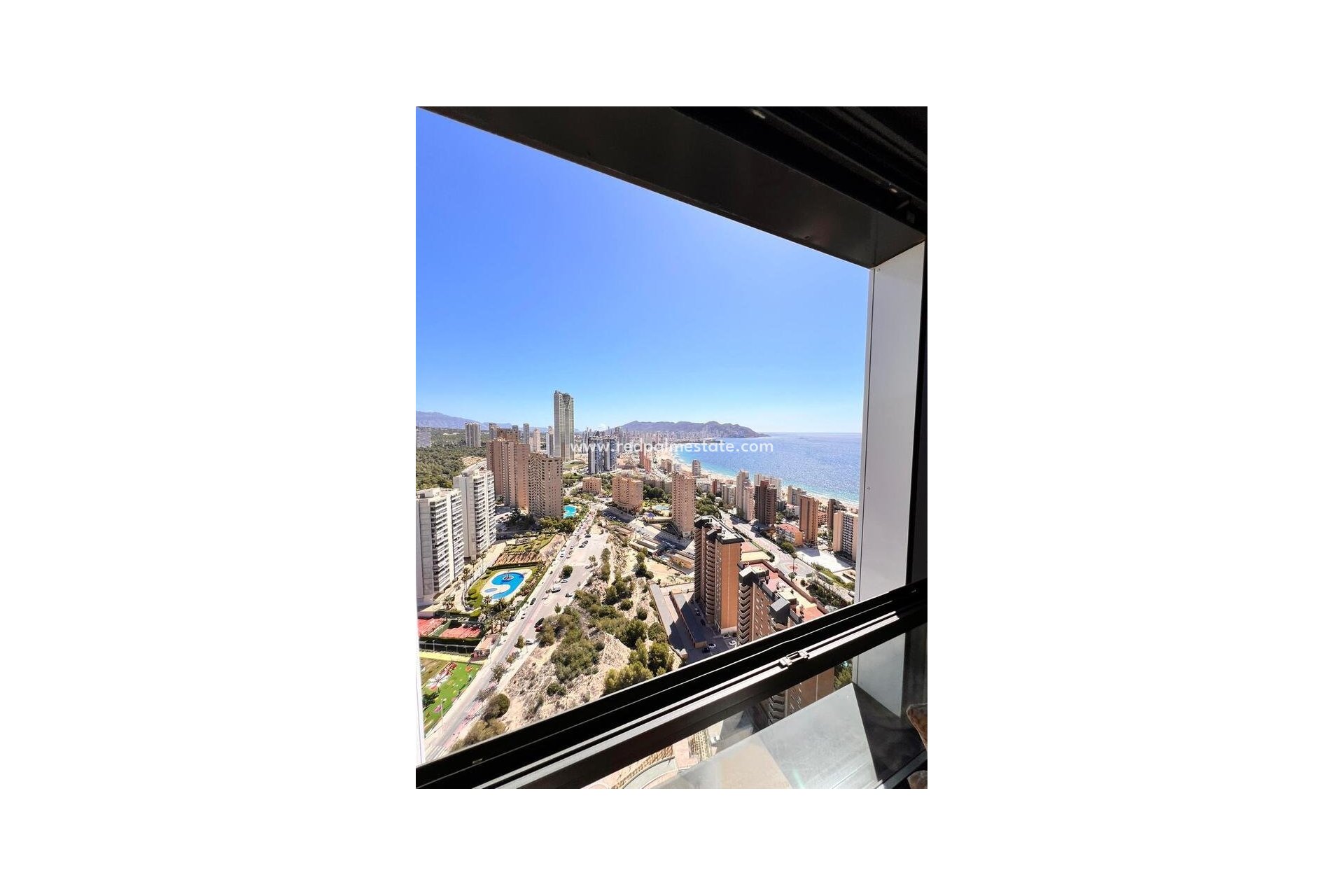 Herverkoop - Appartement -
Benidorm - Playa de Poniente