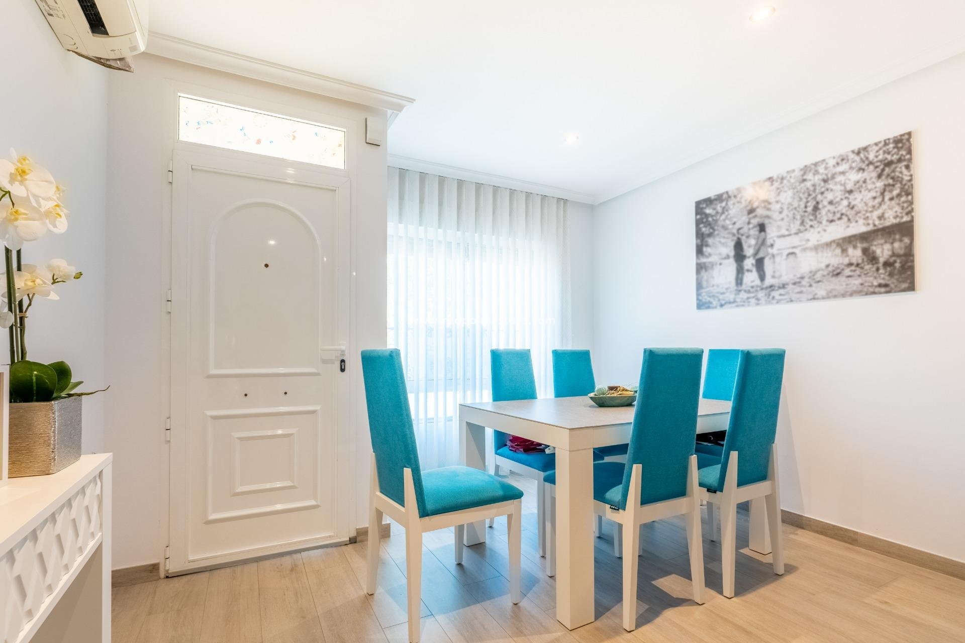 Herverkoop - Appartement -
Benijofar