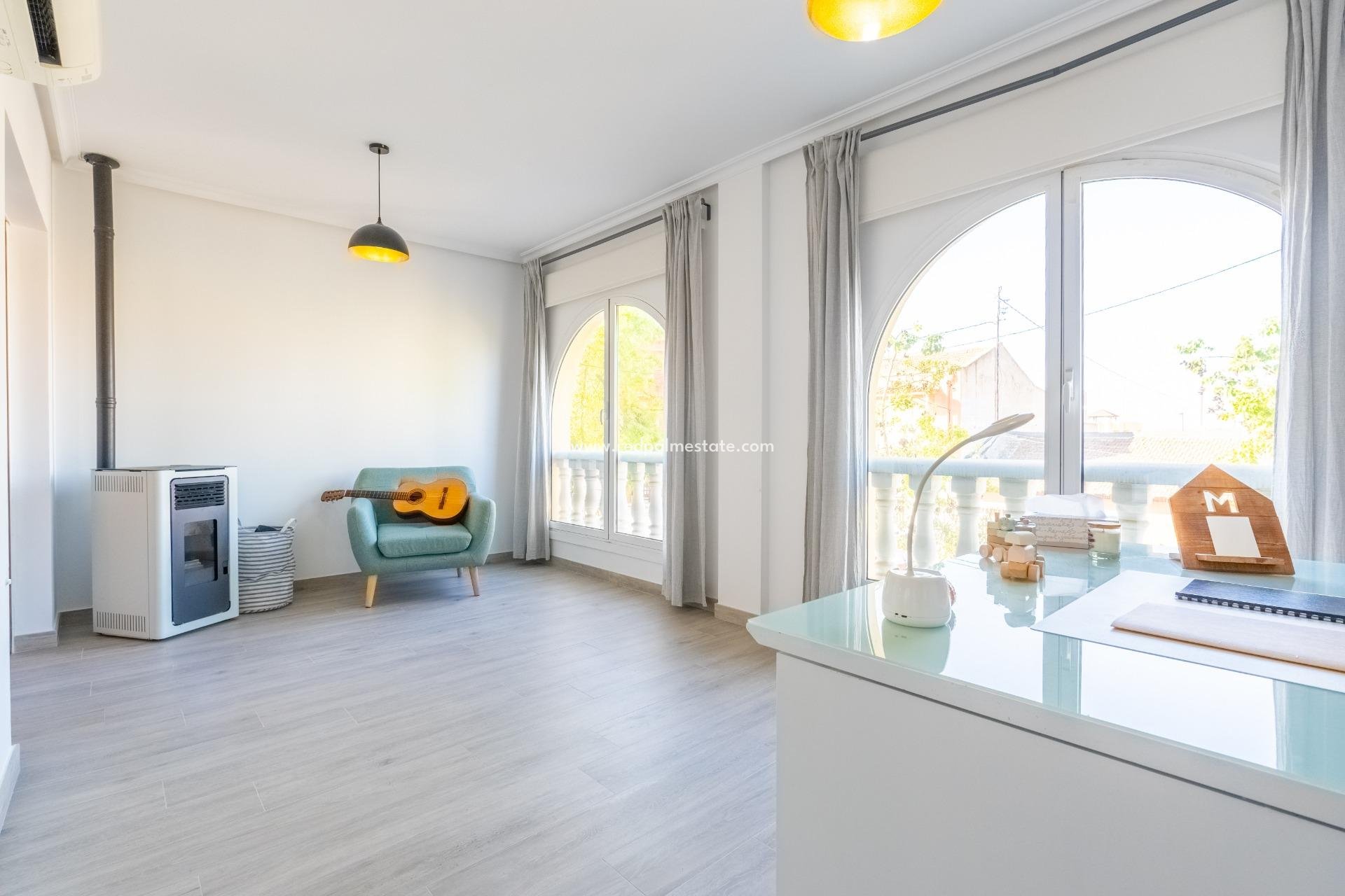 Herverkoop - Appartement -
Benijofar