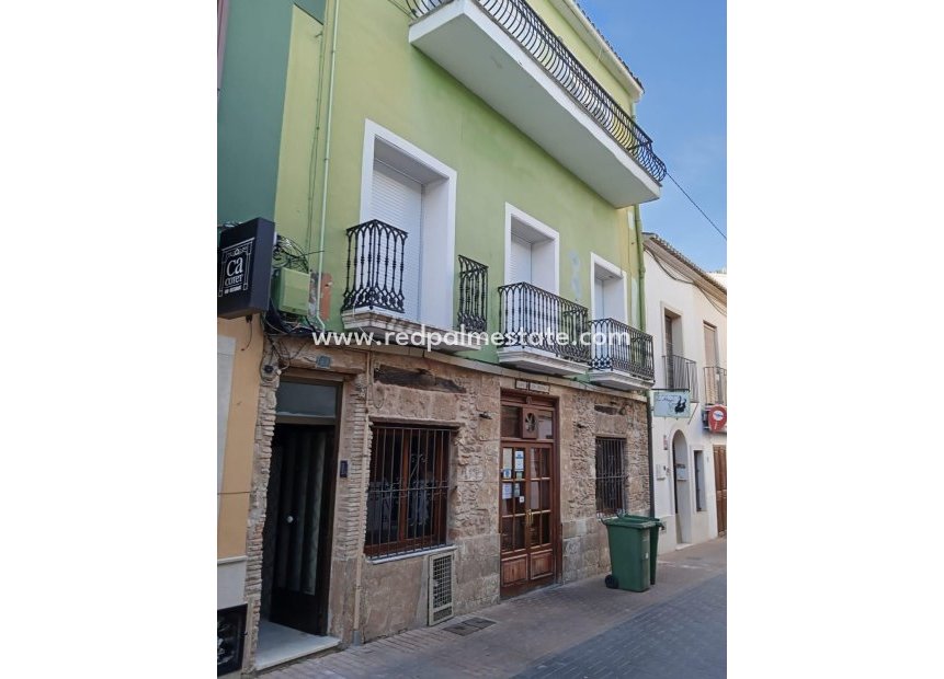 Herverkoop - Appartement -
Denia - Casco urbano