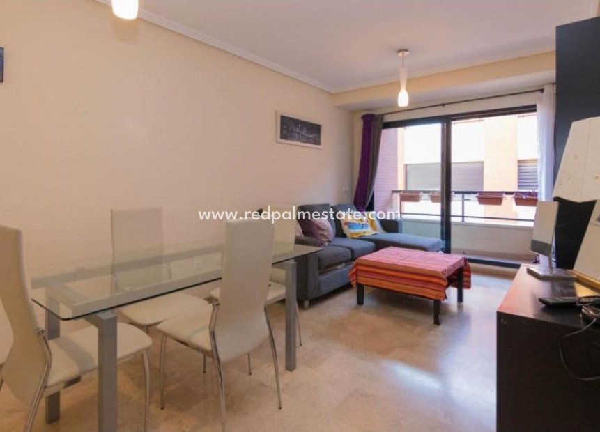 Herverkoop - Appartement -
Denia - Casco urbano