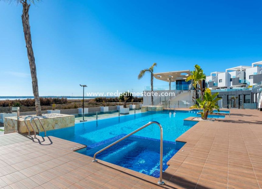 Herverkoop - Appartement -
El Raso - Costa Blanca