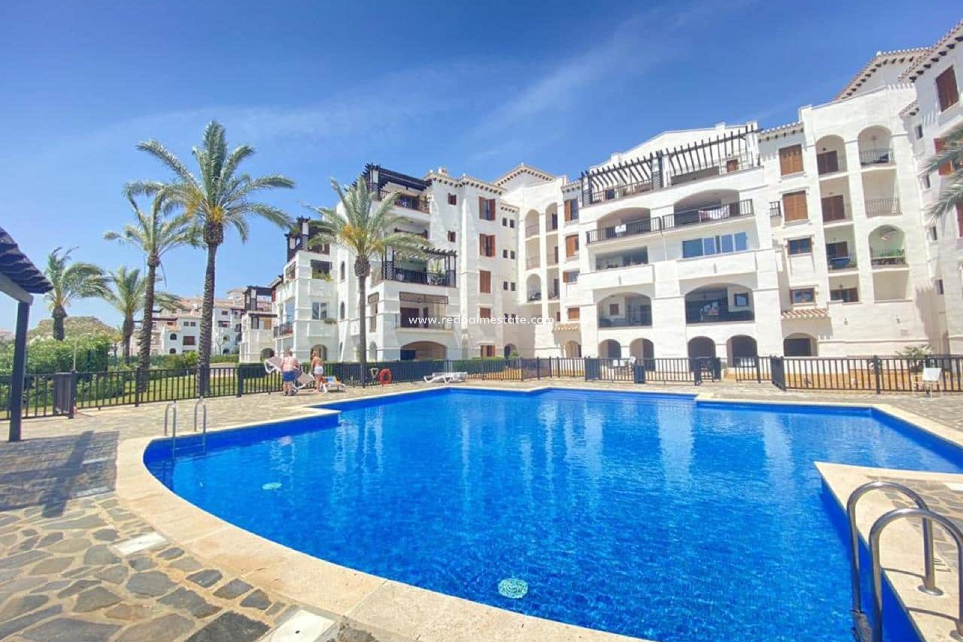 Herverkoop - Appartement -
El Valle Golf Resort - Inland