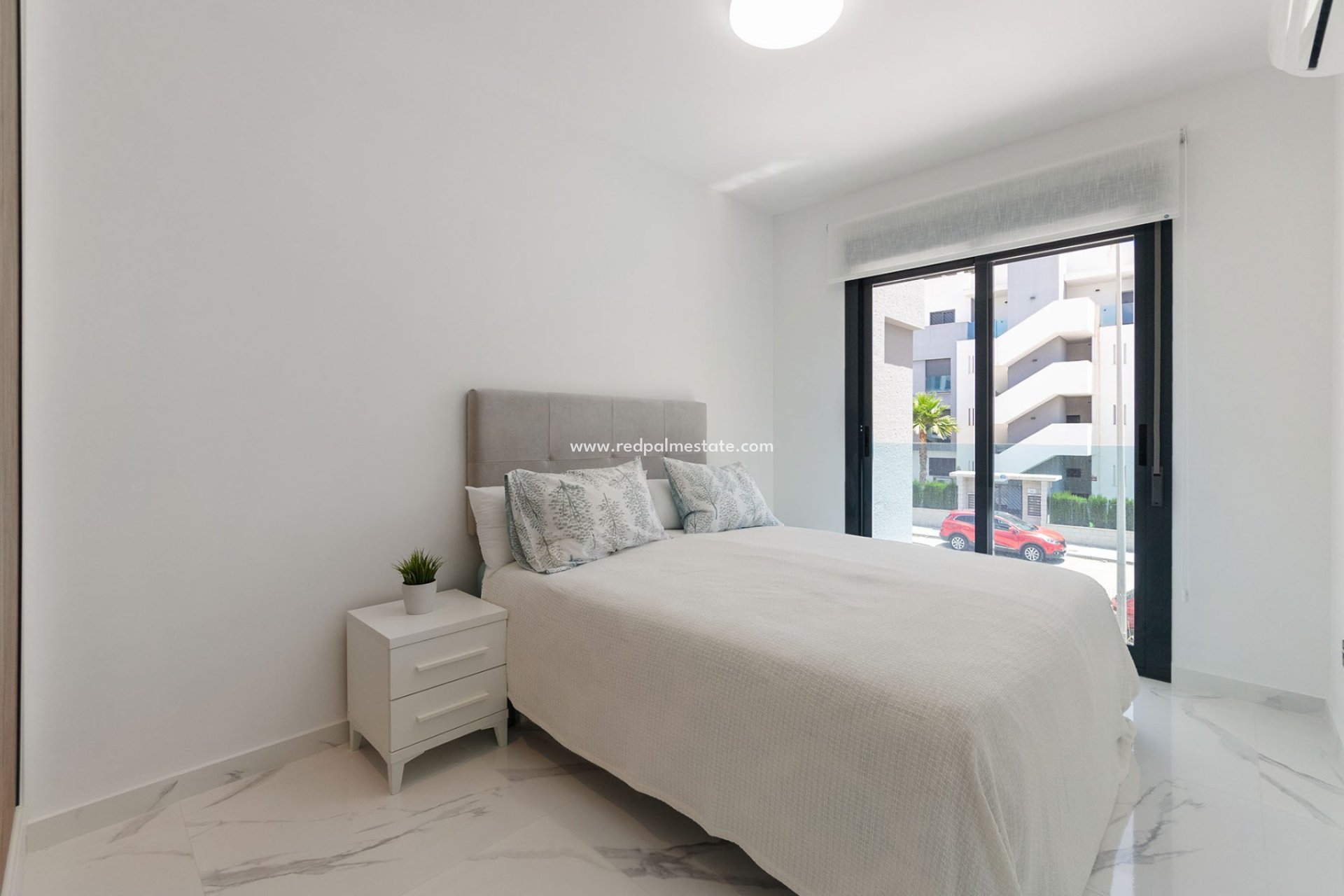 Herverkoop - Appartement -
Guardamar del Segura - El Raso