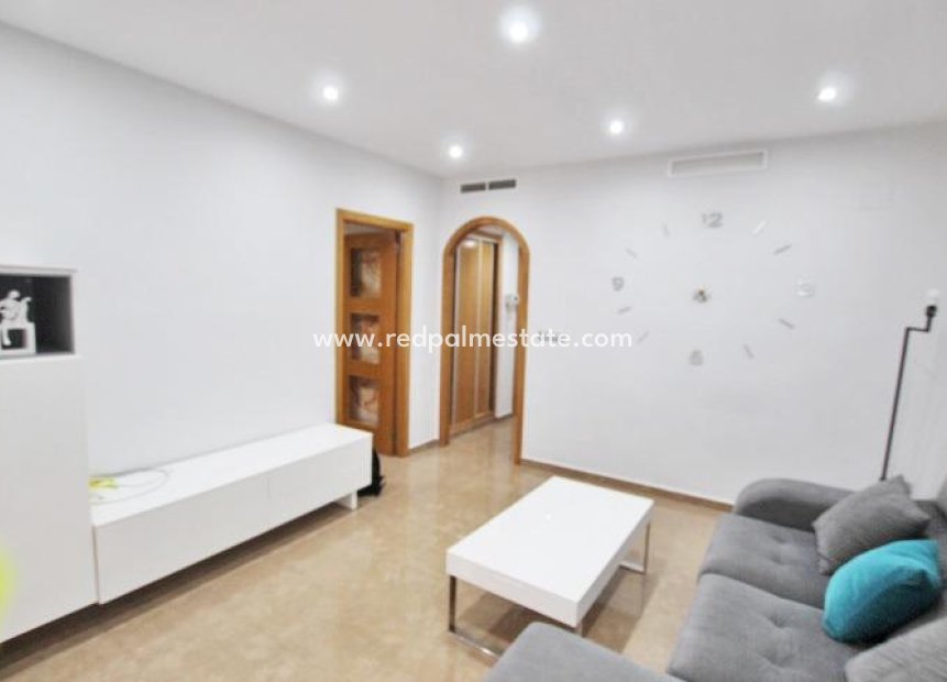 Herverkoop - Appartement -
Guardamar del Segura - Pueblo