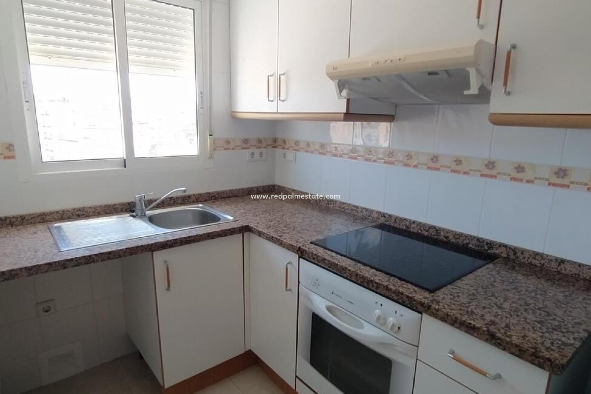 Herverkoop - Appartement -
Guardamar del Segura - Puerto