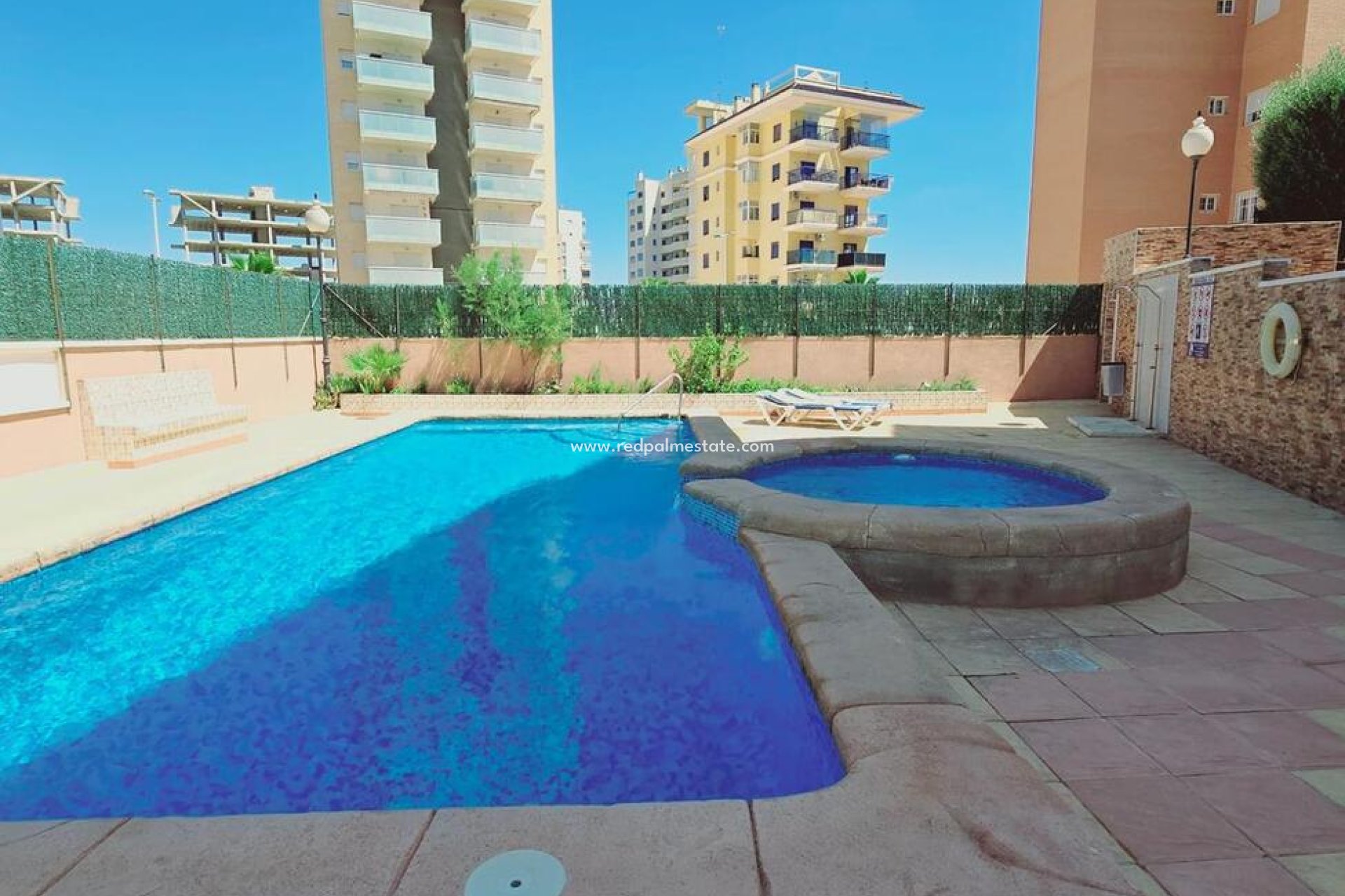 Herverkoop - Appartement -
Guardamar del Segura - Puerto