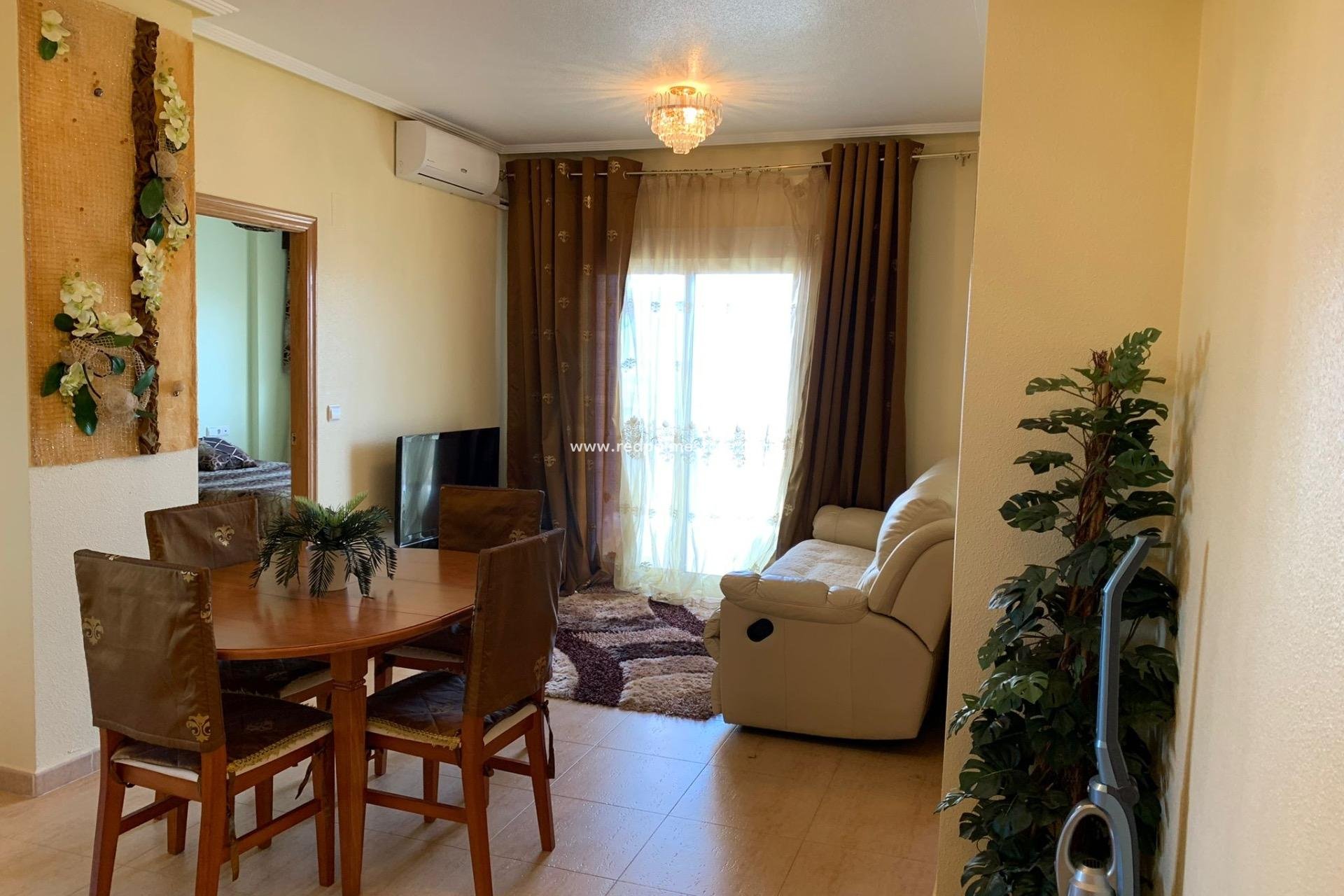 Herverkoop - Appartement -
Guardamar del Segura - Puerto