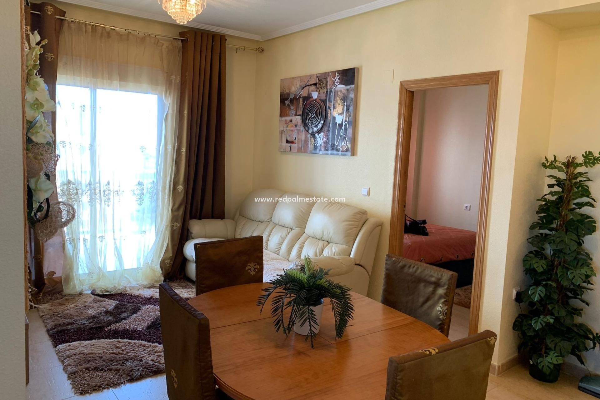 Herverkoop - Appartement -
Guardamar del Segura - Puerto